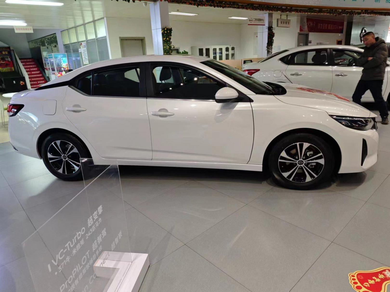 合資緊湊型轎車大比拼,日產(chǎn)軒逸對比大眾朗逸