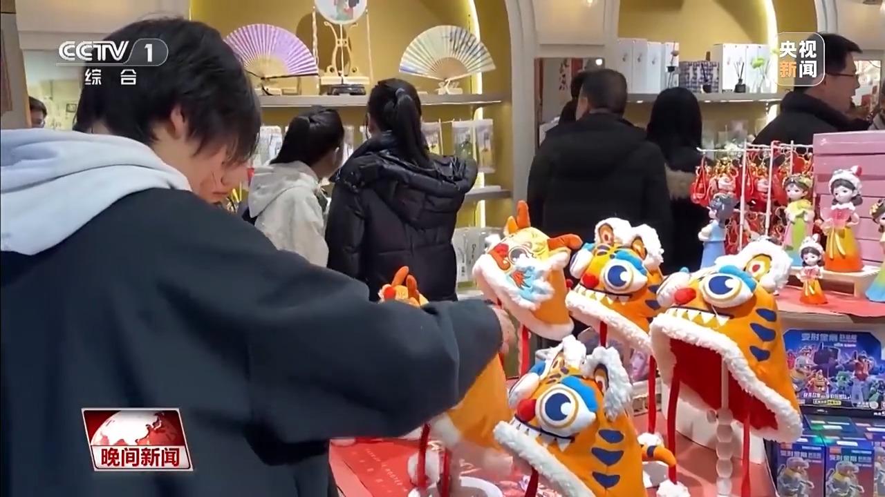 各地解鎖多種玩法“鬧”元宵
