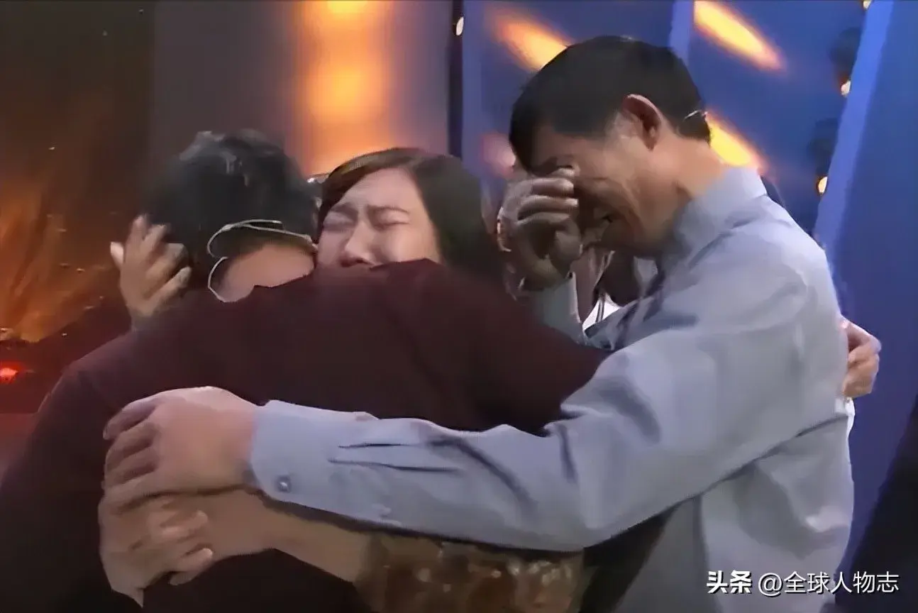 養父臨終告知身世 小伙千里尋親
