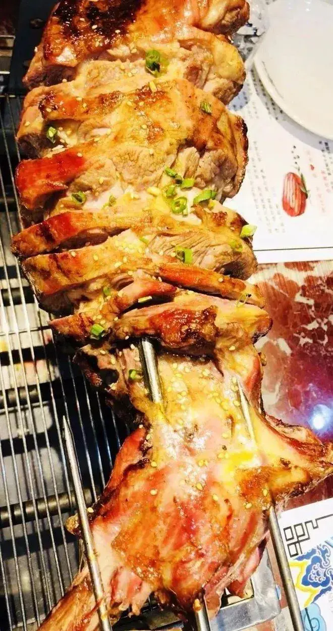 哈爾濱一烤羊腿店用八兩秤被罰
