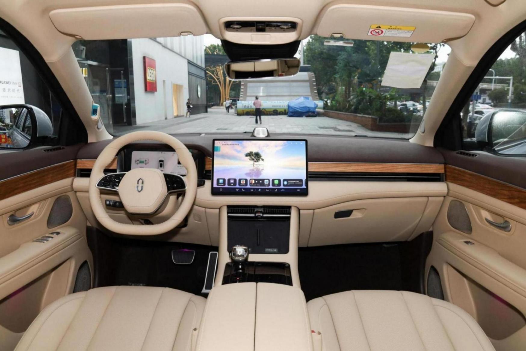 阻擊理想L6?問界出手了,中大型SUV限時22.98萬,綜合續(xù)航1300km