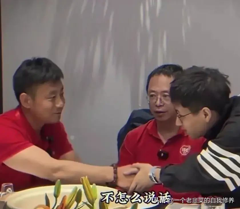 太丟臉了!邁巴赫拍出天價卻收不到錢,周鴻祎這次該如何收場?