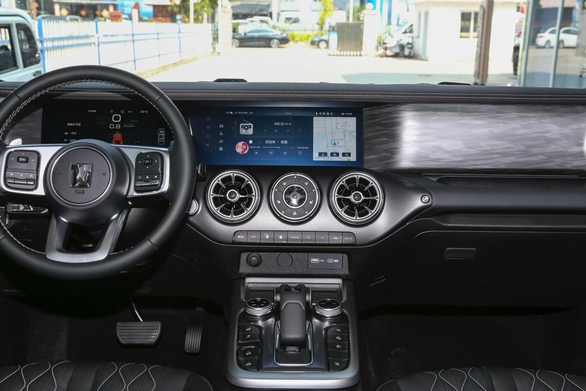 北京車展,方盒子SUV不少 ,還有必要買坦克300嗎?