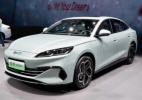 車海戰術繼續,比亞迪海豹06和自家秦L卷起來,級別一樣風格不同