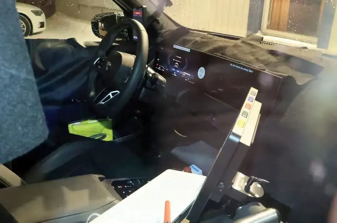 28.98萬?新一代寶馬X3渲染圖曝光,內飾又換了?