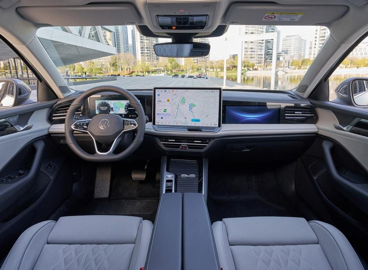車長接近5米,全新一代邁騰即將上市,它還能稱霸B級車市場嗎?