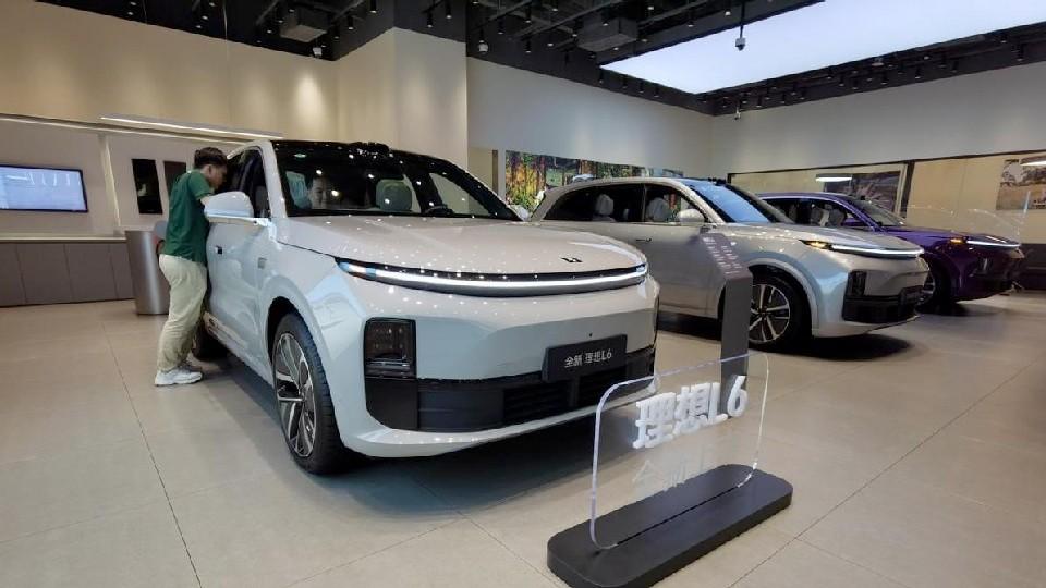 理想L6單電機版,油耗低于7.2L,還能便宜1.5萬?
