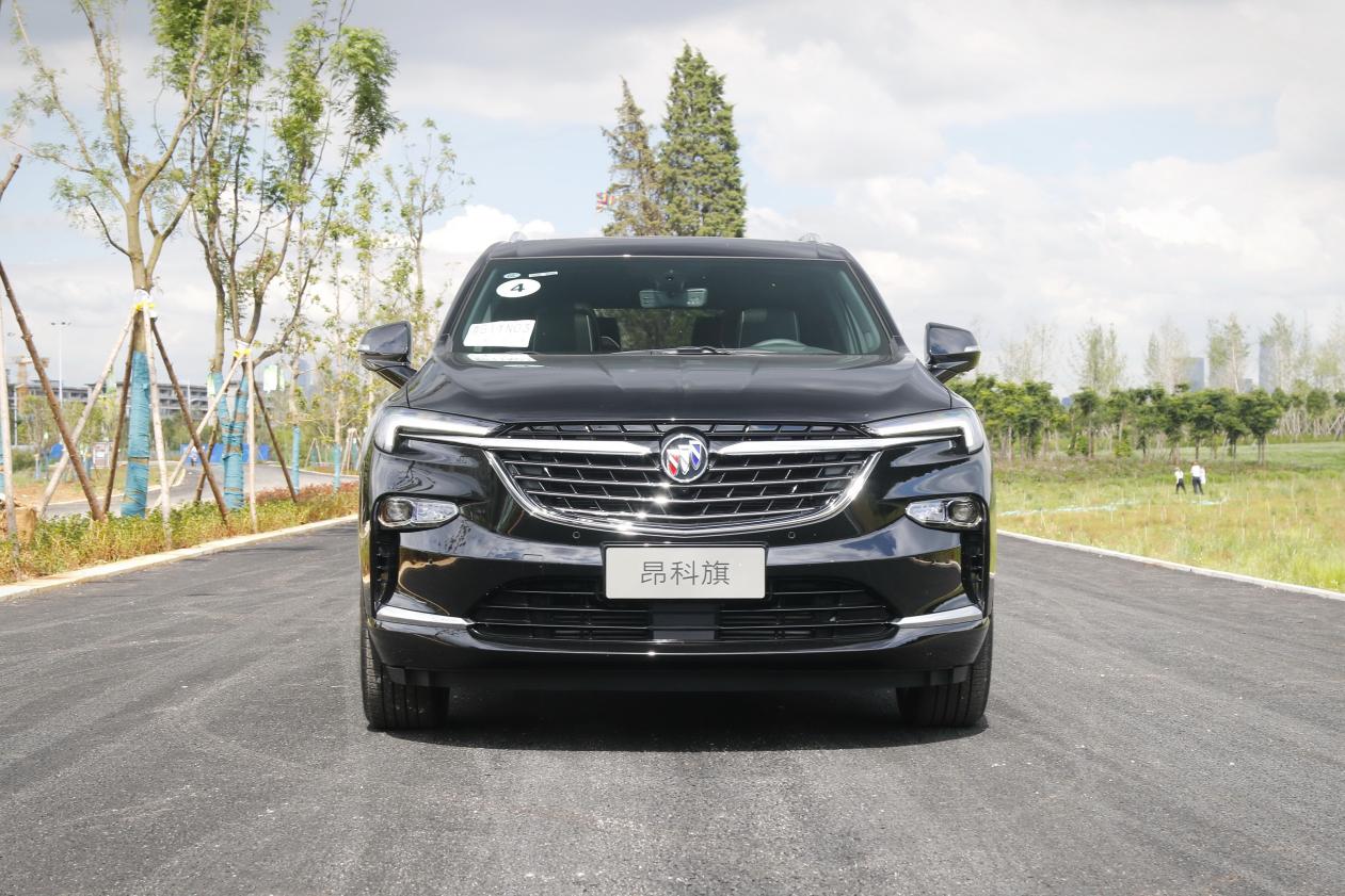 全系2.0T+9AT,車長(zhǎng)近5米有7座,現(xiàn)直降6萬,抄底還是等新?