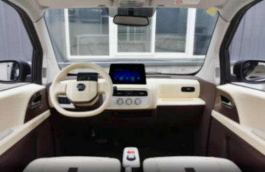 全新款新車僅賣3.19萬,雙色外觀+潮流雙屏,一公里才3分錢