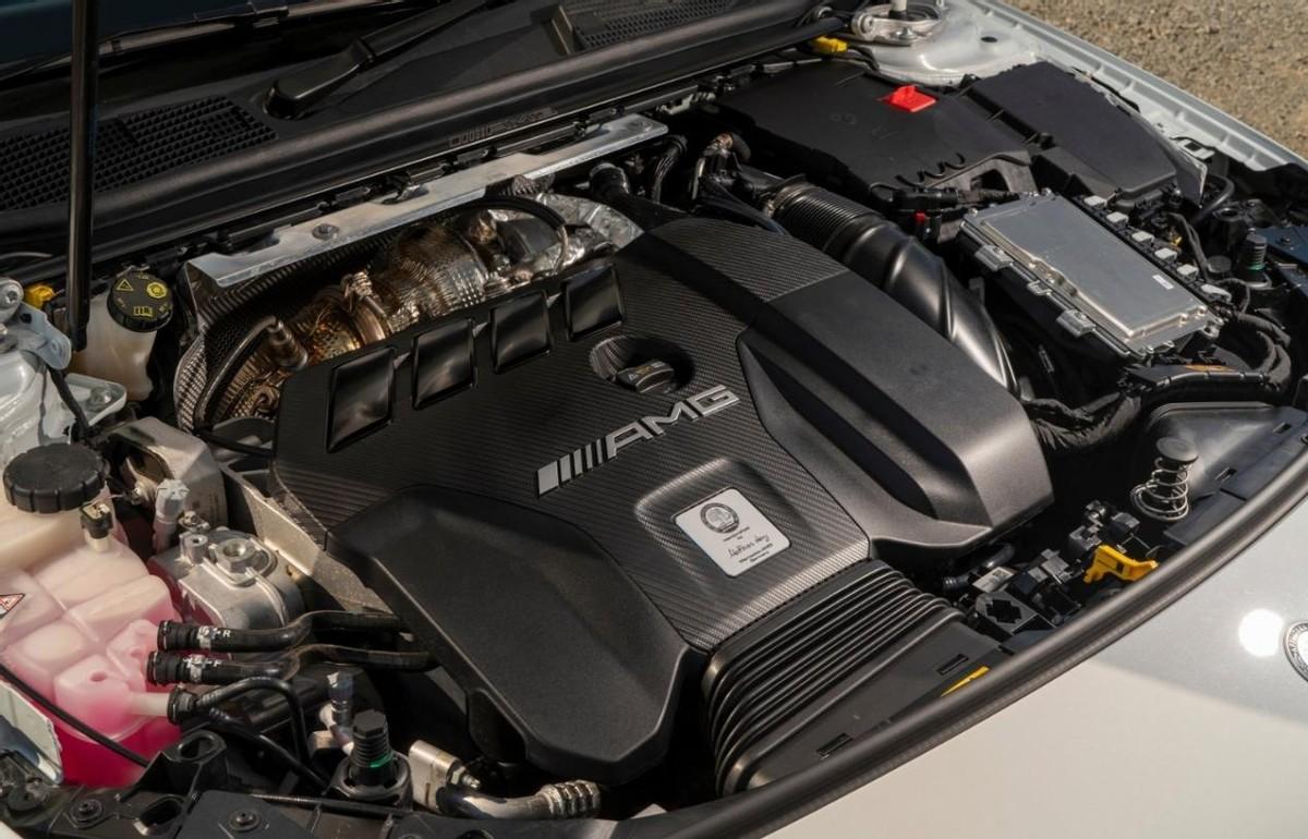 技術:解讀奔馳AMG A45,2.0T四缸發動機做到421馬力的秘訣