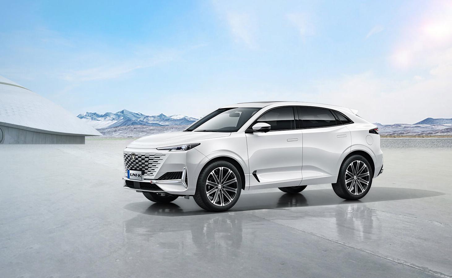 看啥榮放、探岳!12萬多買近4.9米大車,全系233馬力配愛信8AT