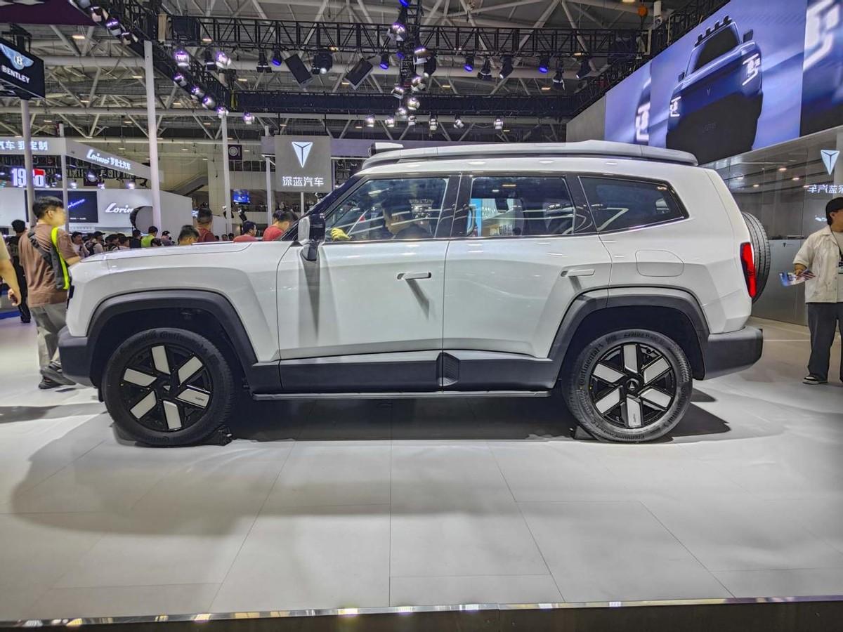 深藍G318亮相深圳車展!深藍也出越野車了!
