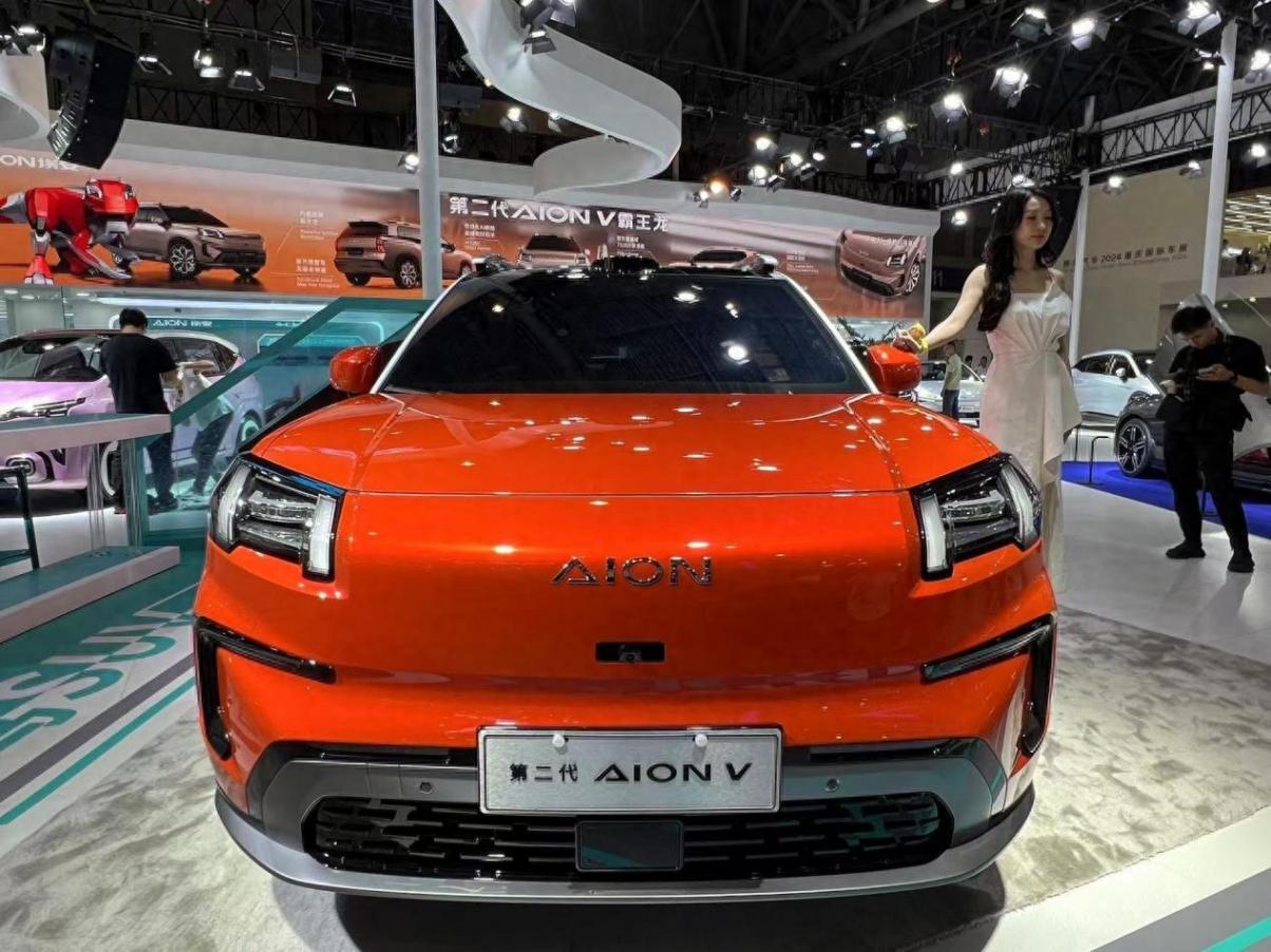 車圈霸王龍,埃安第二代AION V成重慶車展最大熱門