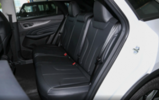 定位A級SUV,百公里油耗不到3L,軸距2700毫米,家用選它合適嗎?