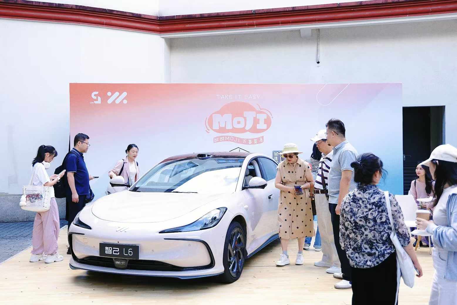 上汽銷售吉生活首次打造MOJI市集,體驗不一樣的逛集
