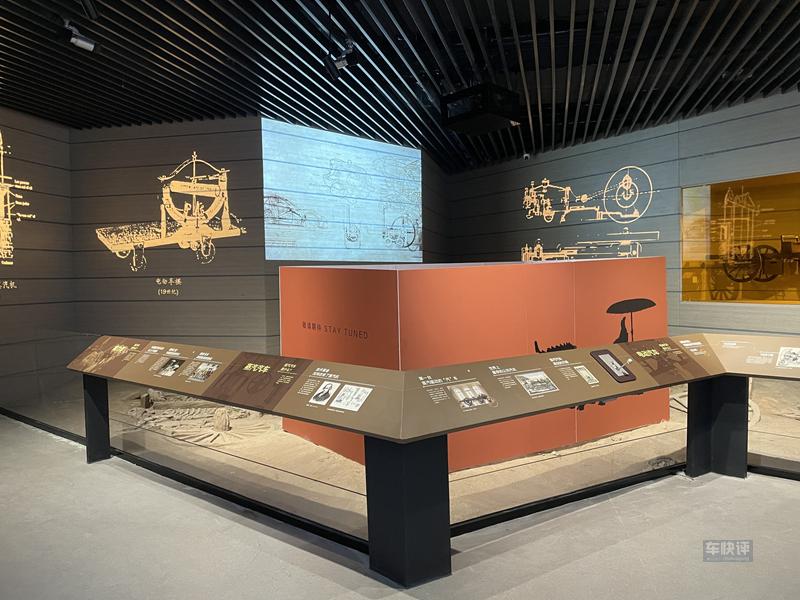 想不到吧:在鄭州市中心地段,有一家堪比博物館的汽車展廳