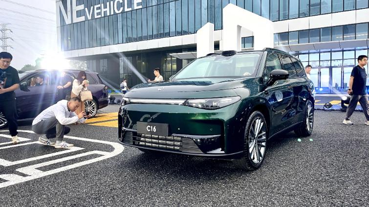 長安啟源全新SUV曝光!車長近5米,要搶零跑還是理想市場?