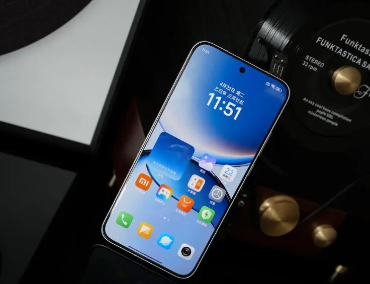 公認“十全九美”的3款手機,輕松用到2030年,16GB+512GB也親民