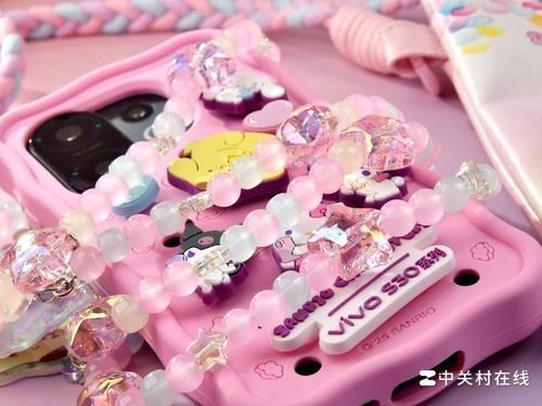 vivo S30系列三麗鷗家族禮盒鑒賞 周邊豐富還可愛