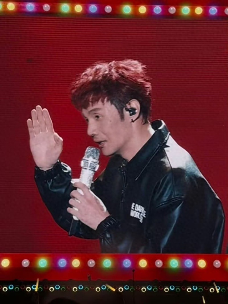 李榮浩被常州熱出雙眼皮